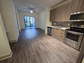 8261 NW 44th Ter, Unit A3 in Doral, FL - Building Photo