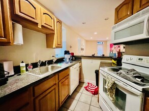 4 Symphony Rd in Boston, MA - Building Photo - Building Photo