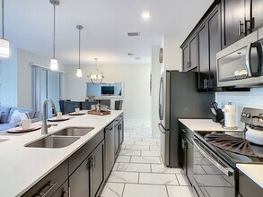 580 Pebble Beach Dr in Kissimmee, FL - Building Photo - Building Photo