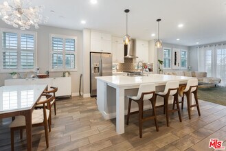 5053 Echo St in Los Angeles, CA - Building Photo - Building Photo