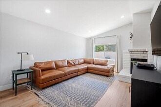 103 Petrilli Cir in Sacramento, CA - Building Photo - Building Photo