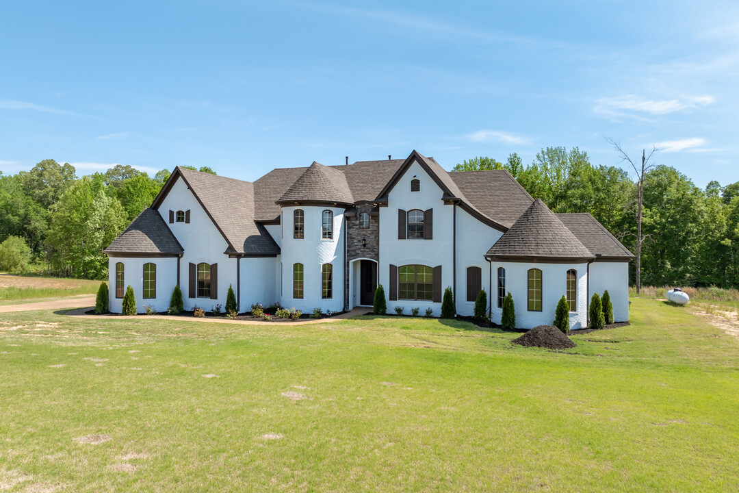 Pebble Ridge in Byhalia, MS - Building Photo