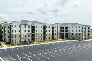 The Nixon in Wilmington, NC - Building Photo