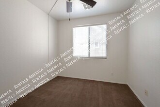 2715 S Cupertino Dr in Gilbert, AZ - Building Photo - Building Photo