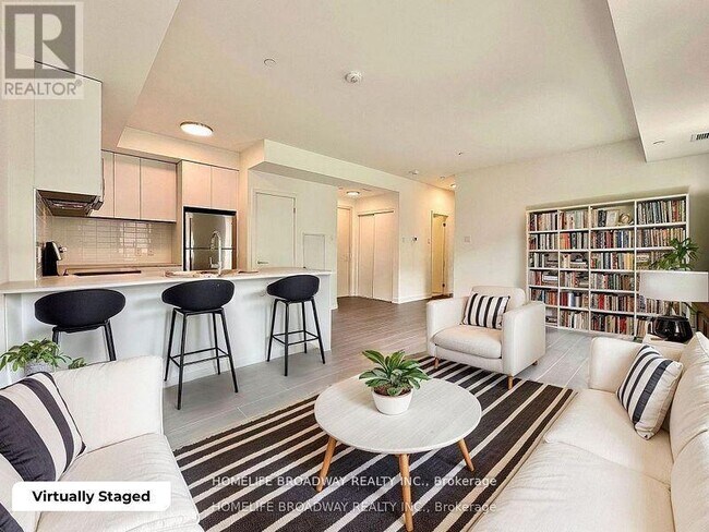 101 Cathedral High St in Markham, ON - Building Photo - Building Photo