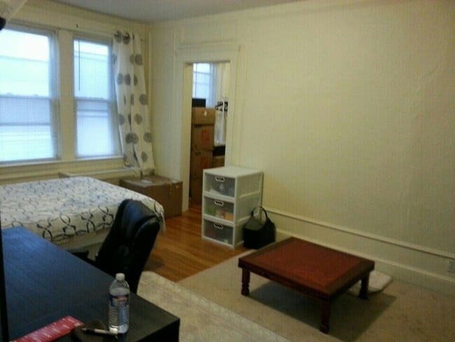 property at 2001 Commonwealth Ave