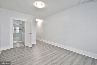 4247 Locust St, Unit 1B-821 in Philadelphia, PA - Building Photo - Building Photo