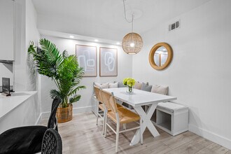 123 Deer Creek Blvd, Unit 123 in Deerfield Beach, FL - Building Photo - Building Photo