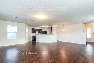 6111 El Oro Dr in Houston, TX - Building Photo - Building Photo