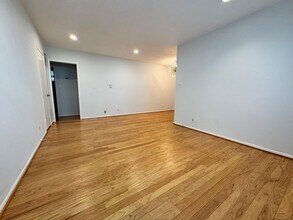506 Flores St in West Hollywood, CA - Building Photo - Building Photo