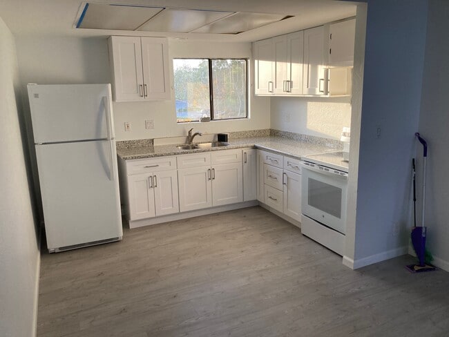 property at 1040 La Gonda Wy