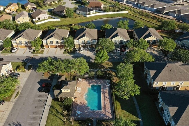 1985 Estancia Cir in Kissimmee, FL - Building Photo - Building Photo