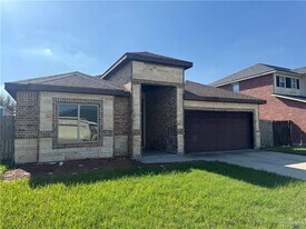 2 Candy Ln in Edinburg, TX - Building Photo