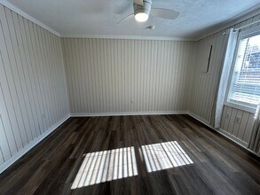 229 N Church Ave in Brownsville, TN - Foto de edificio - Building Photo