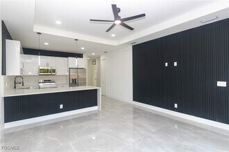 843 Duplex St E, Unit A in Lehigh Acres, FL - Building Photo - Building Photo