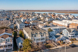 118 N Monroe Ave in Margate City, NJ - Building Photo - Building Photo