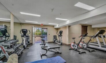3740 Santa Rosalia Dr, Unit 319 in Los Angeles, CA - Building Photo - Building Photo