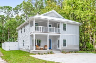 975 Ervin St in St. Augustine, FL - Building Photo