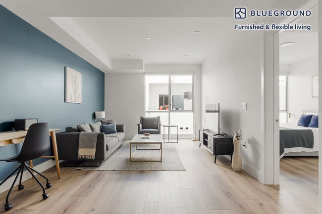 5801 Camerford Ave in Los Angeles, CA - Building Photo - Building Photo