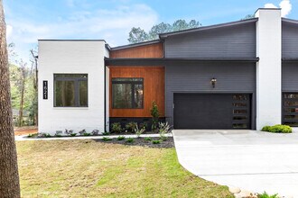 1613 Bruce Cir in Raleigh, NC - Building Photo - Building Photo