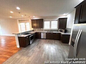 1419 Nolan St in San Antonio, TX - Building Photo - Building Photo