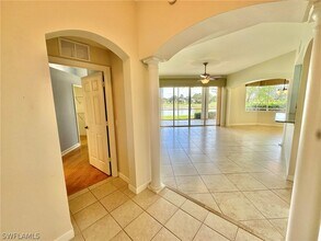 3302 Twilight Ln in Naples, FL - Building Photo - Building Photo