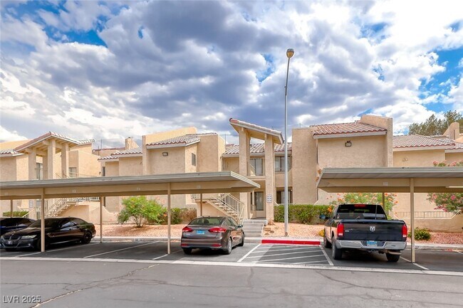 property at 1937 Scimitar Dr
