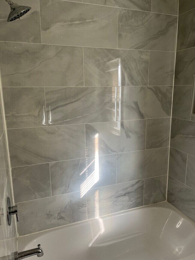 property at 1370 E 22nd Ave