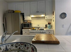 5552 Foxtail Loop in Carlsbad, CA - Building Photo - Building Photo