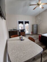1201 Jasmine St in Calexico, CA - Foto de edificio - Building Photo