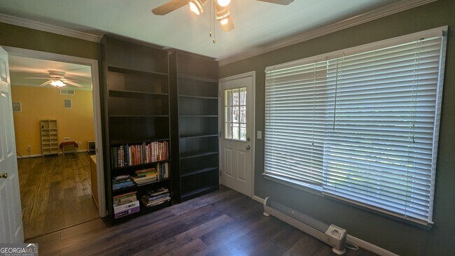 property at 1002 Deer Hollow Dr