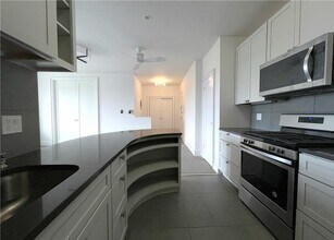 490 Bleeker Ave in Mamaroneck, NY - Building Photo - Building Photo