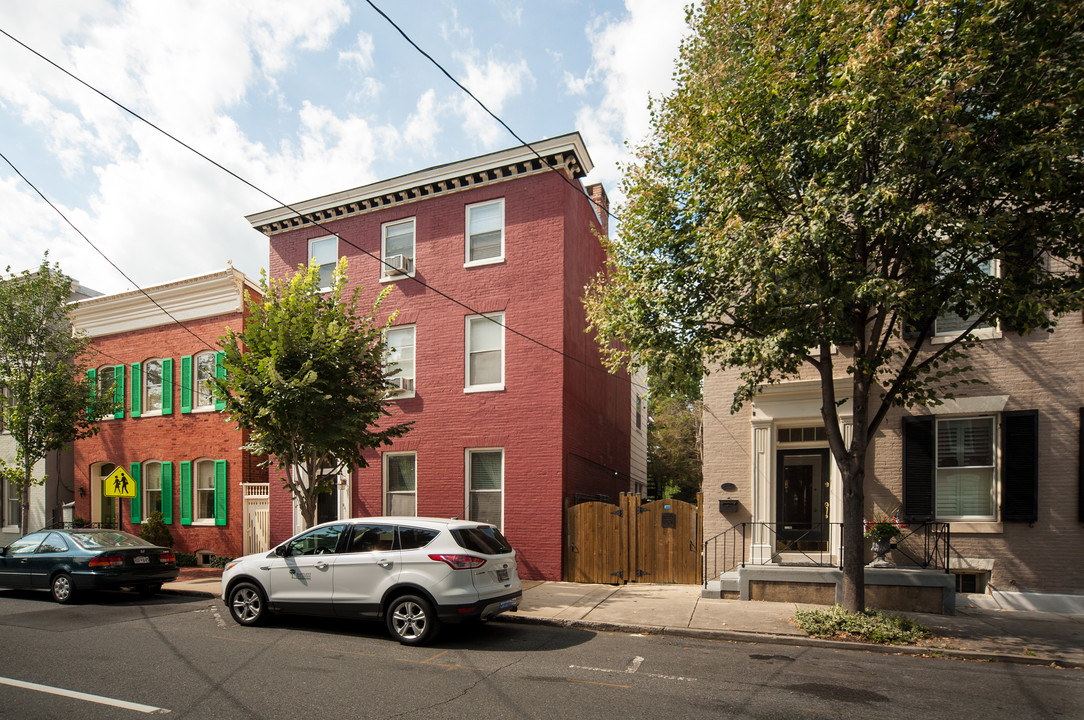 231 E 2nd St in Frederick, MD - Foto de edificio