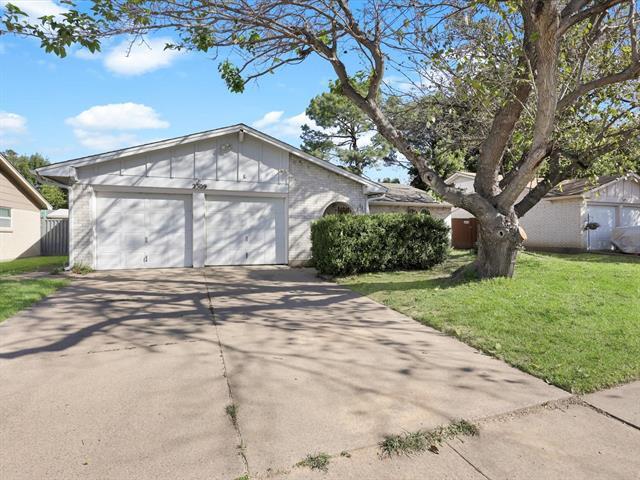 2309 Norwich Ct in Arlington, TX - Building Photo - Building Photo