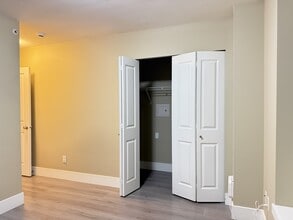 7168 Stride Ave in Burnaby, BC - Building Photo - Building Photo