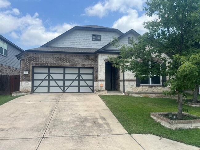 property at 330 Grand Jct Trail