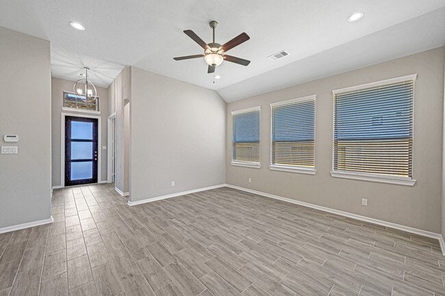 property at 4215 Haven Crest Ln