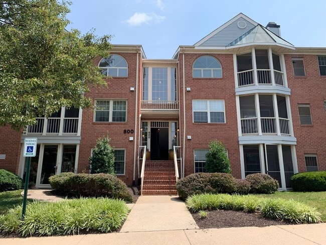 property at 800 Amber Tree Ct