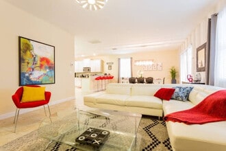 1441 Rolling Fairway Dr in Four Corners, FL - Building Photo - Building Photo