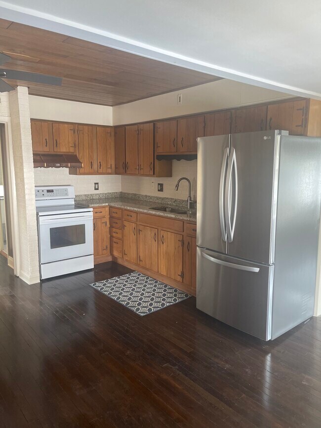 4907 23rd Ave Rentals in Kenosha, WI