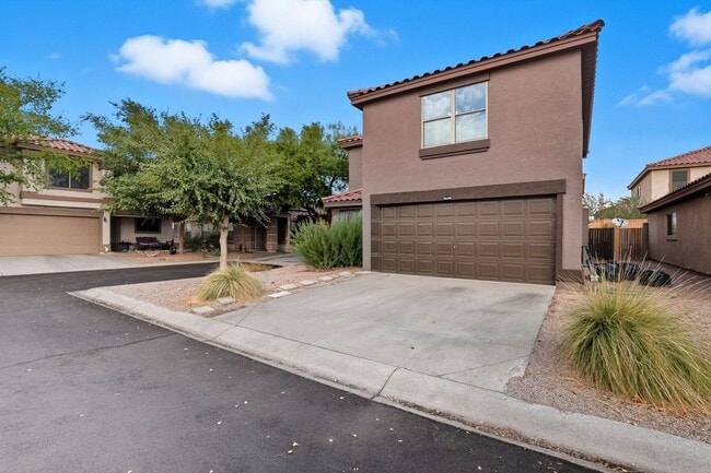3334 S Conestoga Rd
