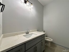 8 Jay Ave in Mission, TX - Building Photo - Building Photo