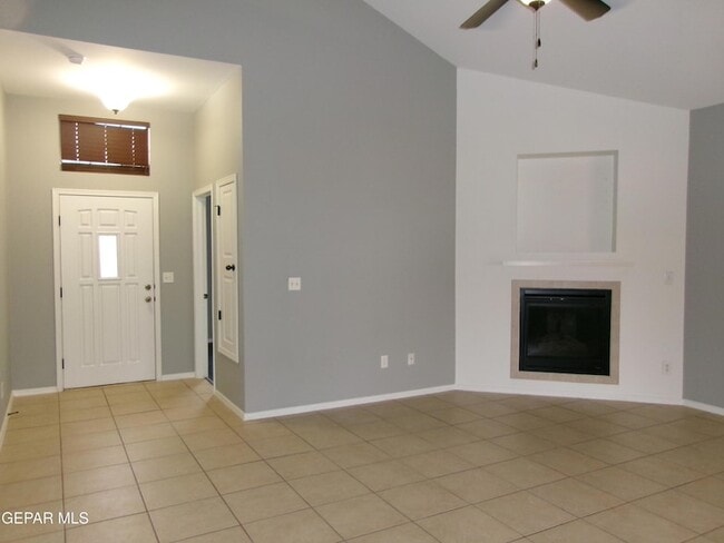 5532 Ignacio Frias Dr in El Paso, TX - Building Photo - Building Photo