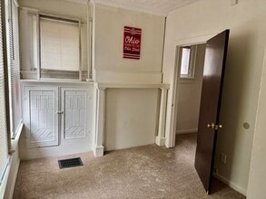 2032 N 4th St in Columbus, OH - Building Photo - Building Photo