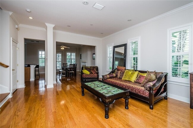 924 Hemingway Cir in Tampa, FL - Building Photo - Building Photo