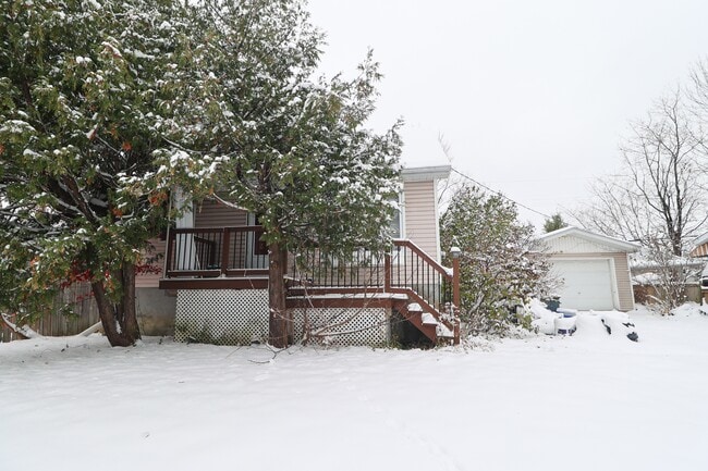 1230 Notting Hill Ave in Ottawa, ON - Building Photo - Building Photo