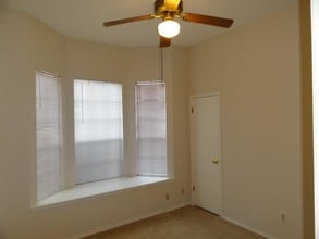 2202 Quiet Wood Dr in Austin, TX - Building Photo - Building Photo
