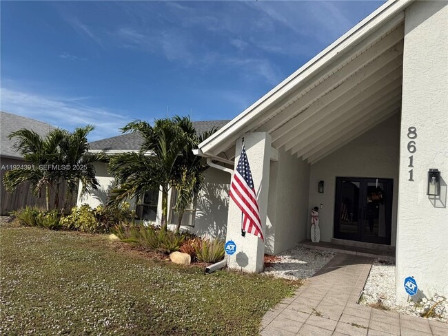 8611 NW 51st Ct in Lauderhill, FL - Building Photo - Building Photo