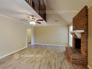 4814 Wind Chimes Dr in Houston, TX - Building Photo - Building Photo