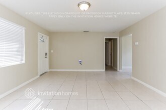 5807 Mango Rd in West Palm Beach, FL - Building Photo - Building Photo